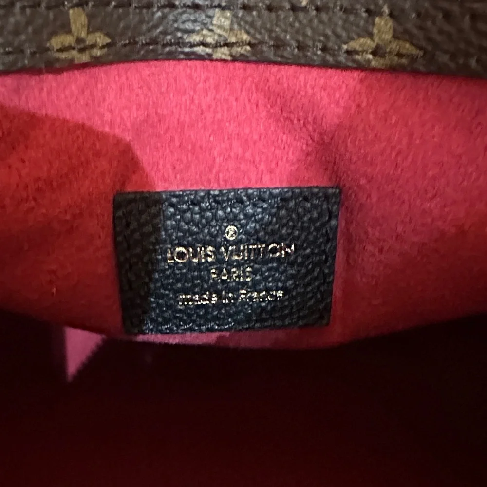 Louis Vuitton Speedy 30 Bandouliere Leather & Monogram Teddy Shearling- Black - Picture 10 of 14
